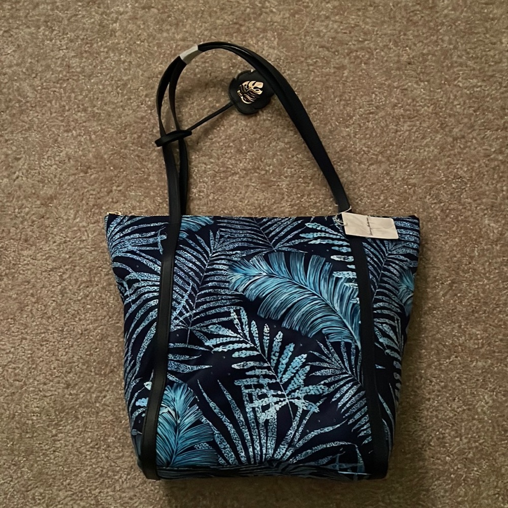 Tommy Bahama Tote